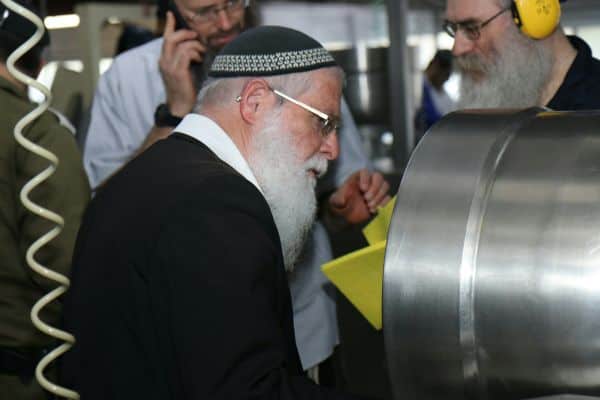 ישיבת אלון מורה באפיית מצות