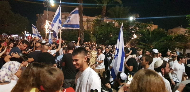 הקפות שניות שמחת תורה כיכר רבין ת"א, 2019
