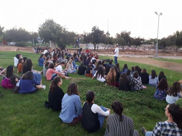 הבנות בסמינריון