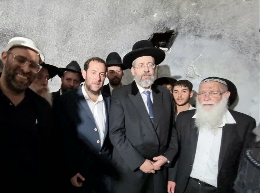 הרב אליקים לבנון, הרב דוד לאו ויוסי דגן
