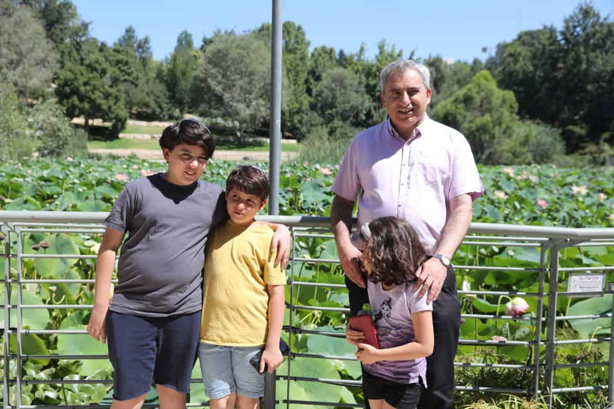 מבלים בגן הבוטני