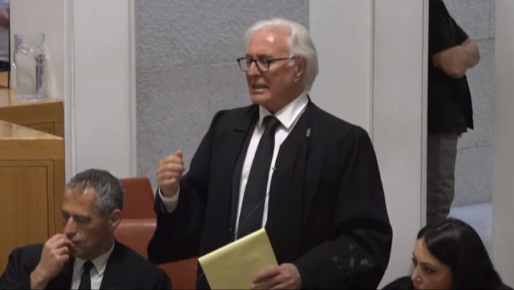 "היא טוחנת לי את הראש, חופרת לי בראש!": כשציון אמיר התפוצץ בבג"ץ | צפו