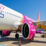 WIZZ כרטיסי טיסות זולים צילום: Skygonlib,Shutterstock כסף