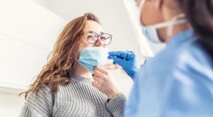 בדיקת קורונה צילום: shutterstock חדשות