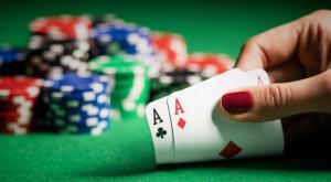 משחק פוקר וכישורי חיים צילום: shutterstock דעות