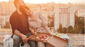צאו לדייט צילום: shutterstock זוגיות