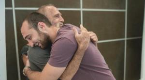 חיבוק חם צילום: אילן ספרא חדשות