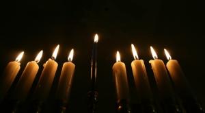 הדלקת נרות חנוכה צילום: pixabay חנוכה