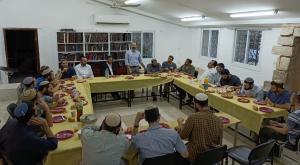 לימוד תנך בצוותא צילום: יובל נוימן כדאי לדעת