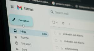 gmail דואר אלקטרוני צילום: lilgrapher,Shutterstock חדשות