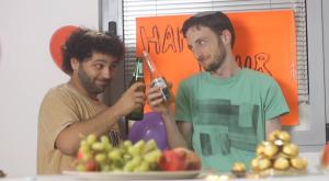 אנרדוס בhappy hour במשרד צילום: צילום מסך יוטיוב תרבות