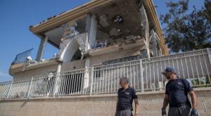 היעדר כיפת ברזל אפשרה את הפגיעה בבית צילום: פלאש 90. יונתן זינדל חדשות