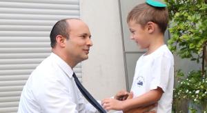 בנט ובנו דוד  צילום: עודד קרני חדשות