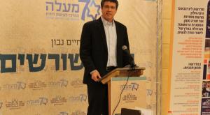 הרב נבון באירוע השקת ספרו צילום: שמוליק גברא חדשות