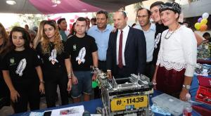 בנט לקראת פתיחת שנת הלימודים צילום: עודד קרני חינוך