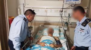 האלוף נורקין עם הטייס הפצוע צילום: דובר צה"ל חדשות