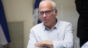 אני מציע לירות בכל מי שמרים אפילו עפיפון | השר אורי אריאל צילום: פלאש 90. יונתן זינדל חדשות