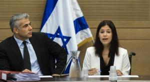 זיכרון קצר? אלהרר ולפיד צילום: פלאש 90 חדשות