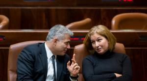 תשפיע על מעמדה של יש עתיד? לבני ולפיד צילום: פלאש 90. יונתן זינדל חדשות