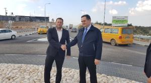 השר ישראל כץ עם יוסי דגן צילום: רועי חדי חדשות
