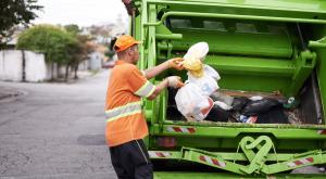 משאיות זבל צילום: PeopleImages.com - Yuri A,Shutterstock חדשות
