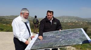 ראש מועצ שומרון, יוסי דגן וסגן השר מהליכוד, הרב אלי בן דהן צילום: רועי חדי התיישבות