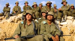 חיילות. אילוסטרציה, למצולמות אין קשר לנאמר צילום: פלאש 90 חדשות