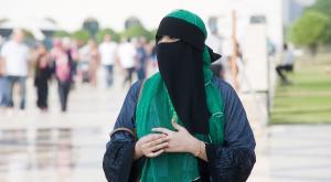 סרי לנקה אוסרת על נשים לכסות את פניהן צילום: shutterstock מדיני