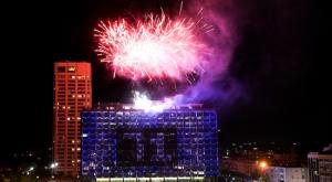 זיקוקים בתל אביב, בשנה שעברה צילום: פלאש 90 חדשות