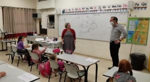 ישראל גנץ בכיתה בבנימין צילום: דוברות בנימין חדשות
