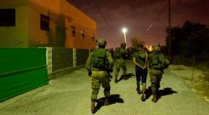 הסריקות אחר המחבל. הלילה צילום: דובר צה"ל חדשות