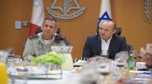 בנט וכוכבי צילום: דובר צה"ל חדשות