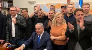 חגיגות בלשכת נתניהו צילום: דוברות ראש הממשלה פוליטי