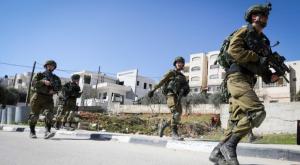 כוחות צה"ל במרדף אחר המחבל, בבית ג'אלה  צילום: Wisam Hashlamoun/Flash90 ביטחון
