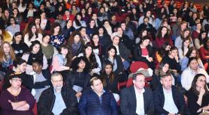 משתתפי ומשתתפות הערב לזכר אורי אנסבכר הי"ד צילום: אביב גדעוני, לע"מ ברנז'ה