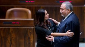 ליברמן ורגב בימים טובים יותר צילום: יונתן זינדל, פלאש 90 פוליטי