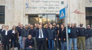 הרבש"צים מול בית הדין לעבודה צילום: ההסתדרות הלאומית ביטחון