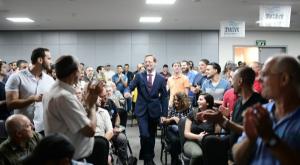 פייגלין בכנס 'זהות' לפני הפרישה מהמירוץ צילום: תומר נויברג, פלאש 90 פוליטי