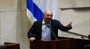 השר ניסנקורן משיב להצעת החוק צילום: עדינה ולמן, דוברות הכנסת חדשות