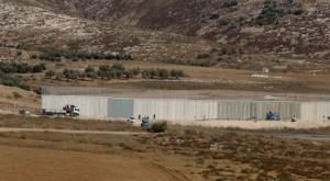 גדר ההפרדה ליד מעבר תרקומיא צילום: מארק ישראל סלם, פלאש 90 חדשות