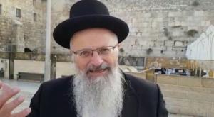 הרב שמואל אליהו בכותל, הבוקר צילום: הרב אליהו מזוית יהודית