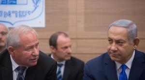 "נתניהו לא יהיה ראש הליכוד לנצח". דיכטר ונתניהו צילום: Miriam Alster/Flash90 פוליטי