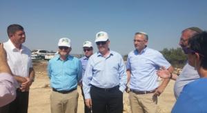 גדעון סער בבית אל. ארכיון צילום: דוברות בית אל התיישבות