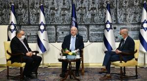 נשיא המדינה עם מנהלי בתי החולים צילום: חיים צח / לע"מ חדשות