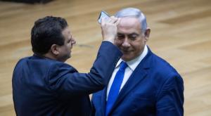 נתניהו ועודה צילום: Yonatan Sindel/Flash90 פוליטי