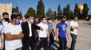הרב שילת בהר הבית צילום: מנהלת הר הבית יום כיפור