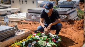 הררי ביום ההלוויה צילום: Avshalom Sassoni/Flash90 חדשות