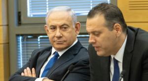 נתניהו וזוהר: "החלטה הזויה" צילום: Yonatan Sindel/Flash90 פוליטי