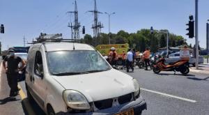 זירת התאונה בנתניה צילום: דוברות איחוד הצלה מבזקים