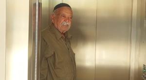 זכריה נהרי. מתפלל במערת המכפלה עשרות שנים |  צילום: שי גליק התיישבות